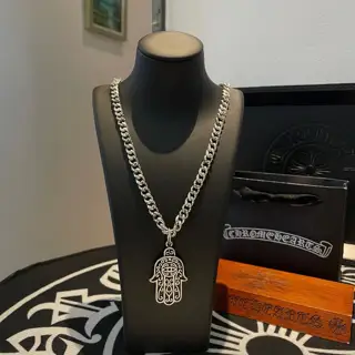 Chrome Hearts Classic retro necklace Personalized pendant Concave and convex shapes with