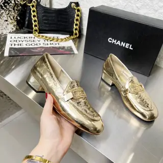 Chanel early spring single shoes