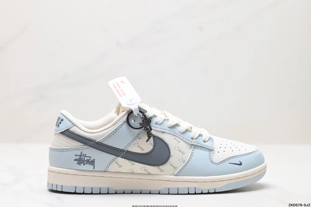 Nike NK Dunk Low Retro “DIY high-end customization” Sneakers CF3688-012