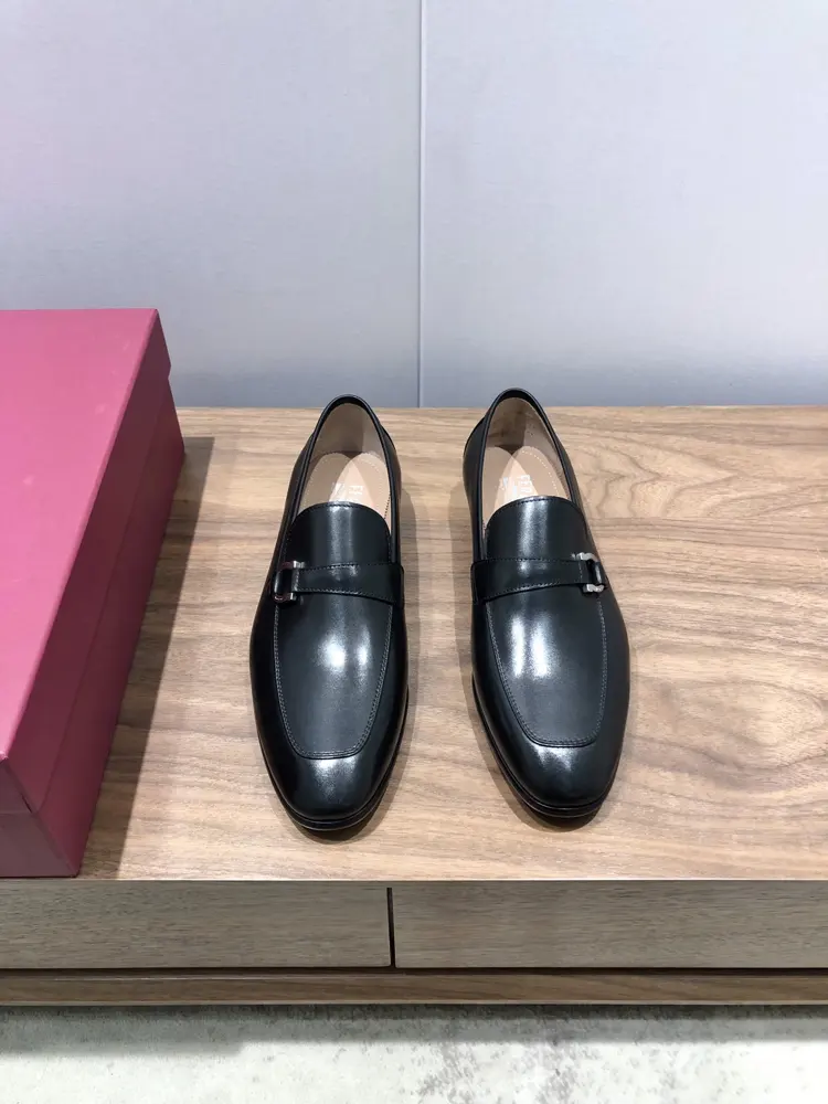 Salvatore Ferragamo men’s leather shoes