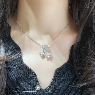 Van Cleef & Arpels Lotus Flower Necklace