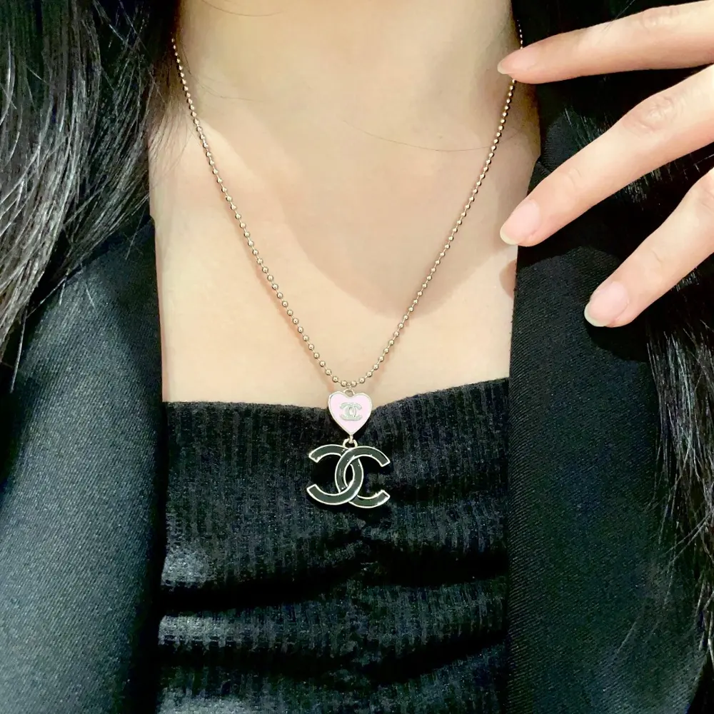 Chanel vintage necklace