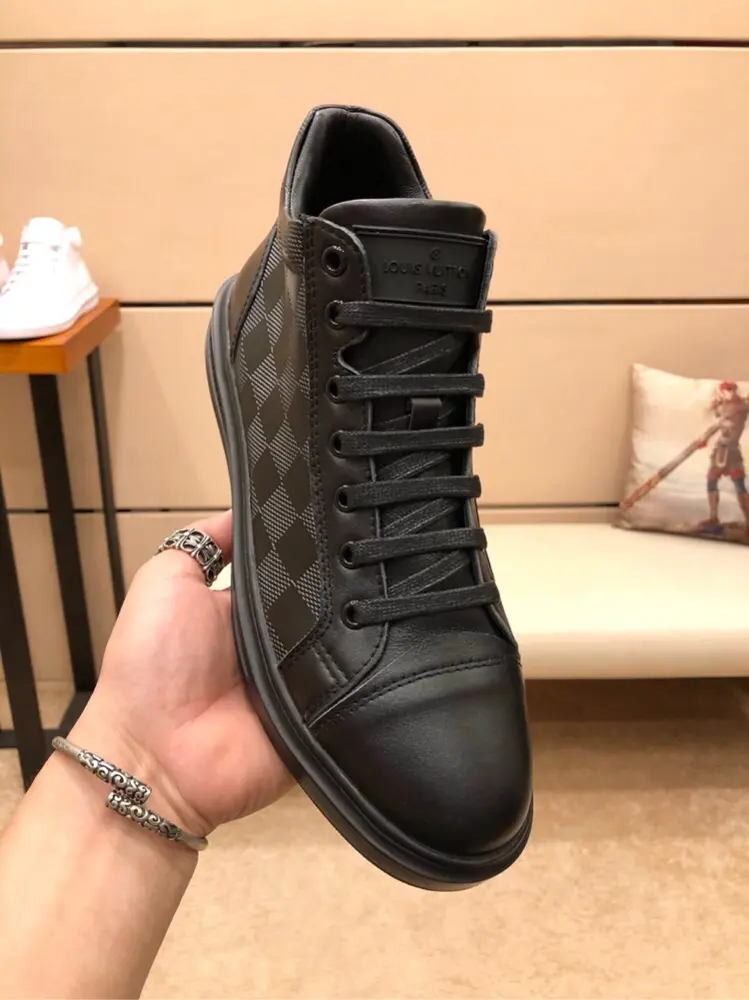 Louis Vuitton men’s casual high-top shoes
