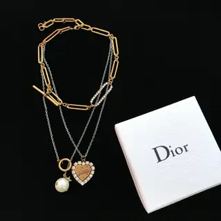 Dior heart necklace