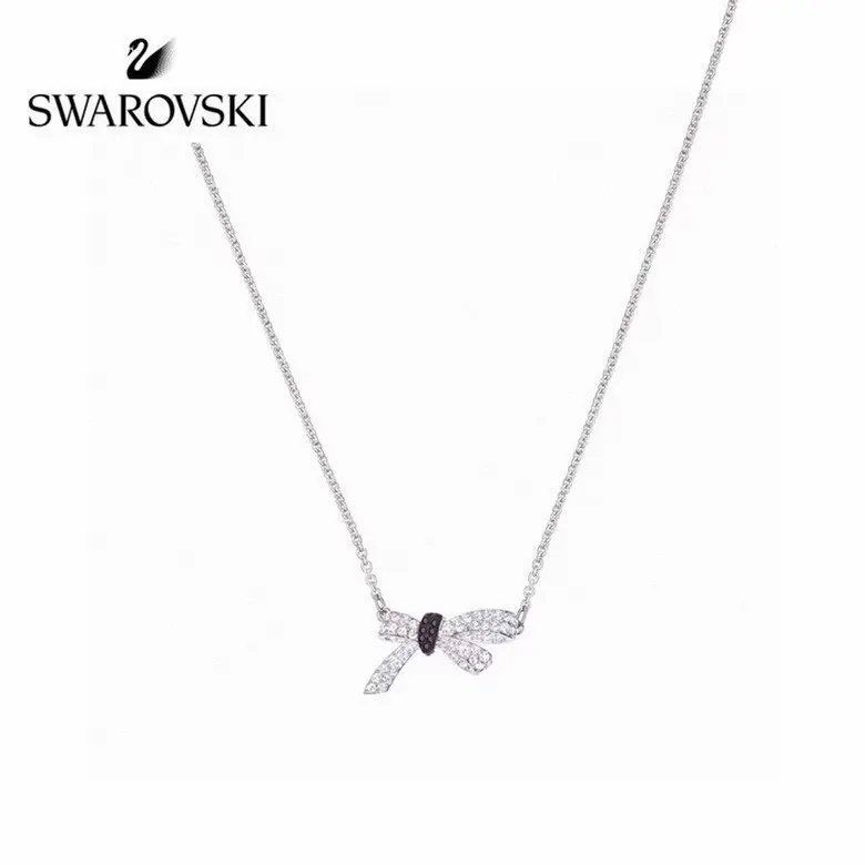 Swarovski’s classic designs are reinterpreted with a romantic and fashionable twist Necklace