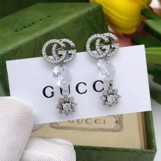 Gucci’s new Double G heart diamond star earrings