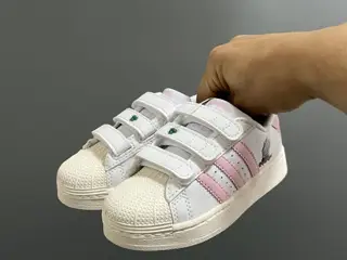 Adidas children’s Velcro sneakers with shell toe