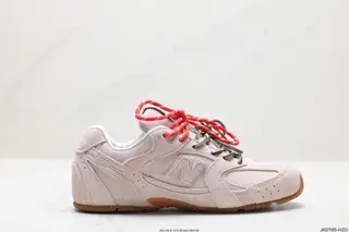 New Balance Maillard color matching creates a new cross-border cooperation