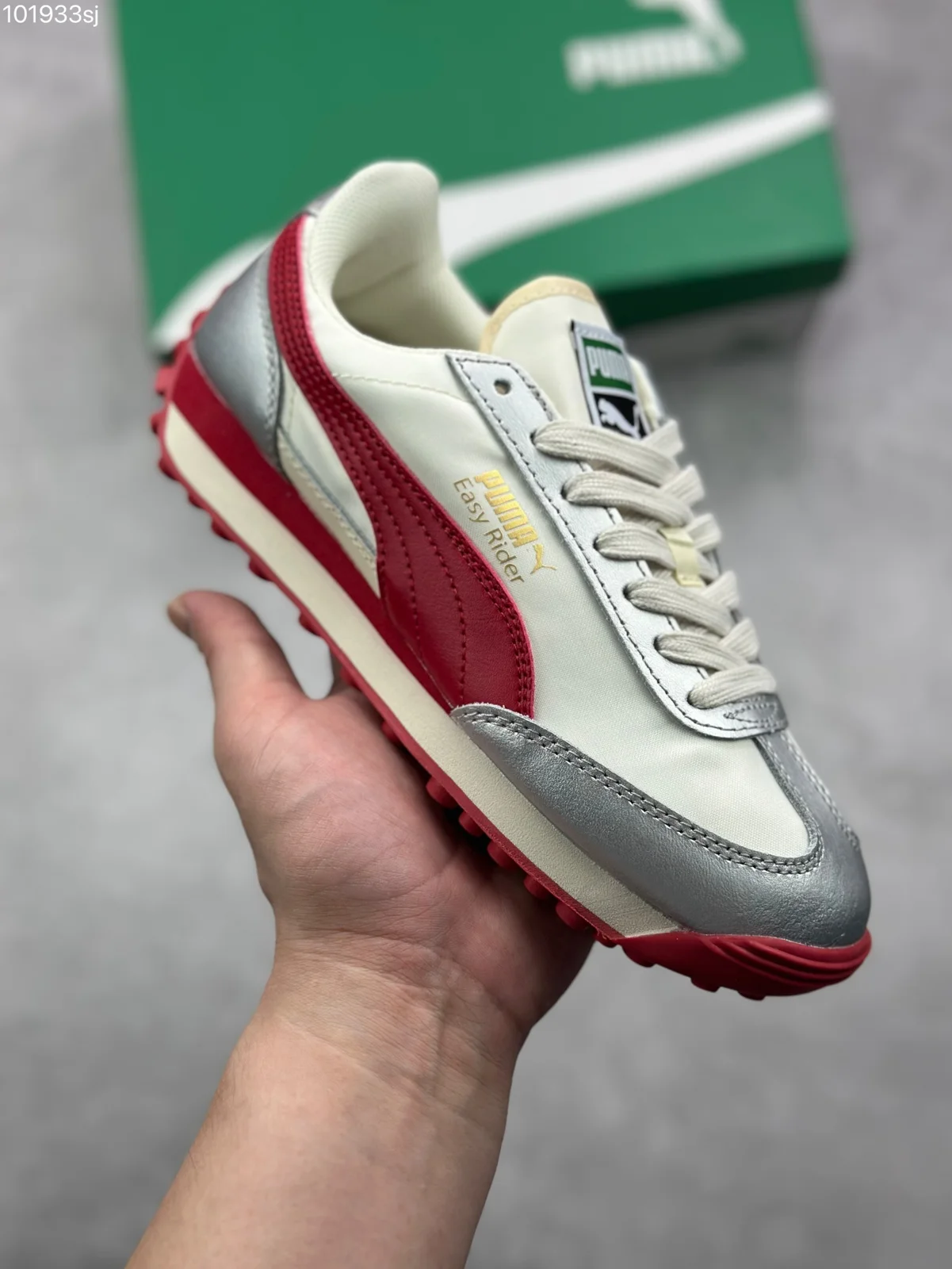 Puma Palermo OG label sneakers are re-engraved to relive the football culture trend 396464