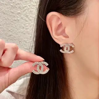 Chanel second-hand double C earrings
