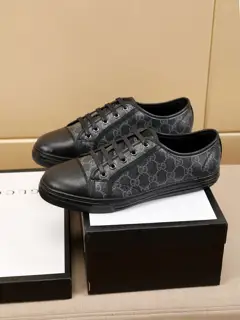 Gucci men’s low-top sneakers