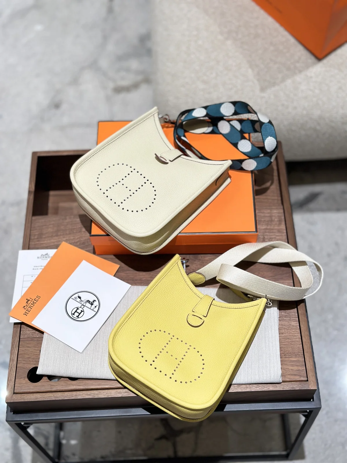 Hermès Evelyne