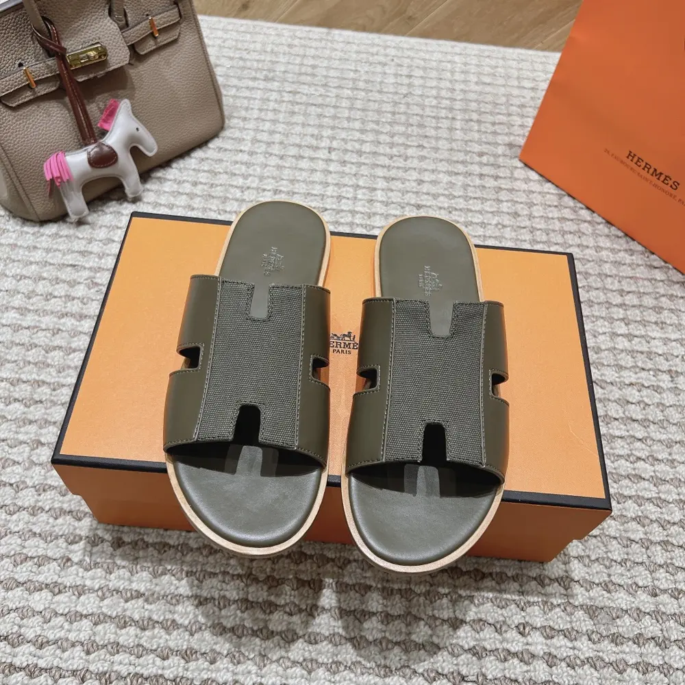 Hermès Colorblocked Hermès leather fabric