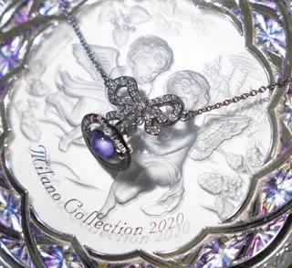 Vivienne Westwood Classic Saturn Necklace