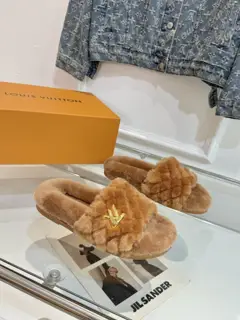 Louis Vuitton fur shoes
