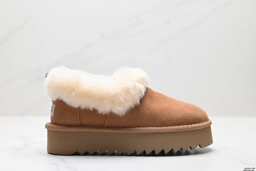 UGG suede British style thick sole heightened soft and comfortable daily commuting plus