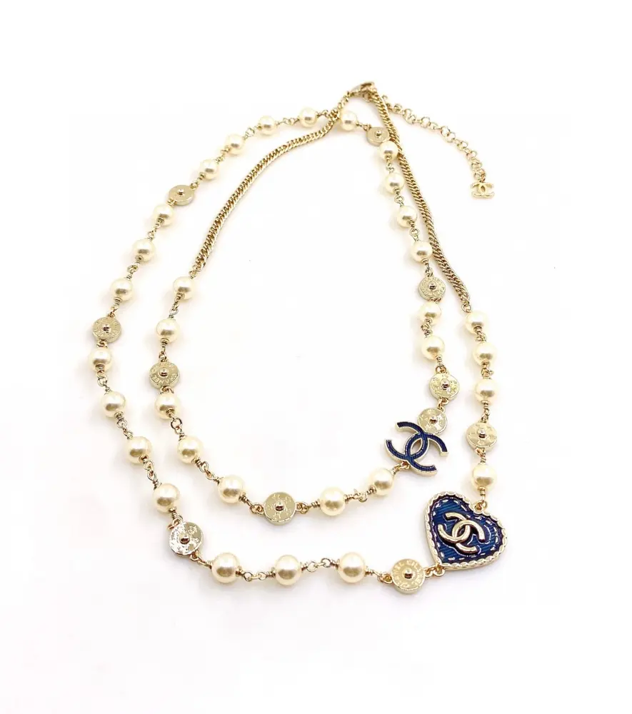 Chanel blue and black pearl necklace sweater chain