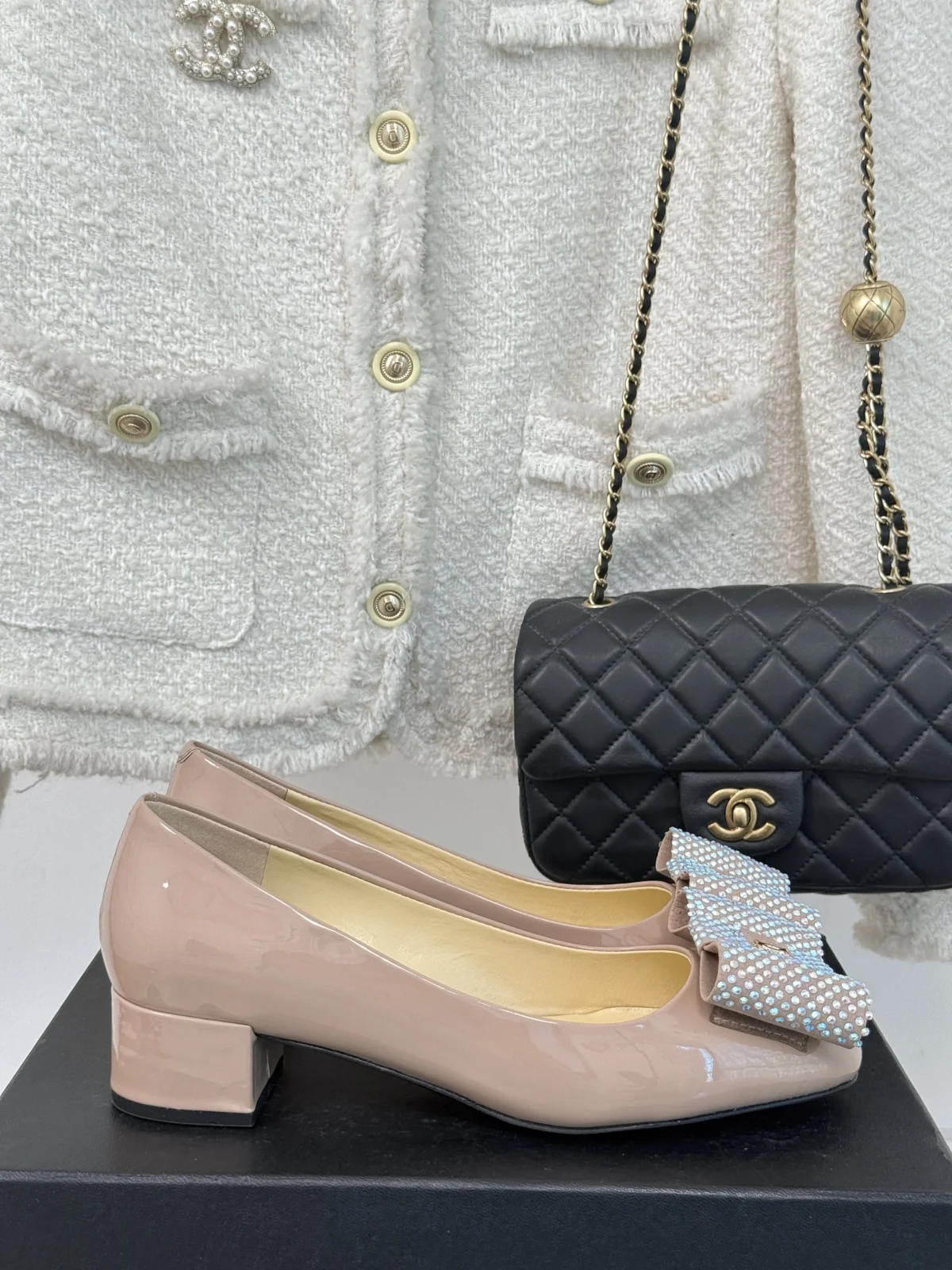Chanel rhinestone bow-knot thick-heeled shoes