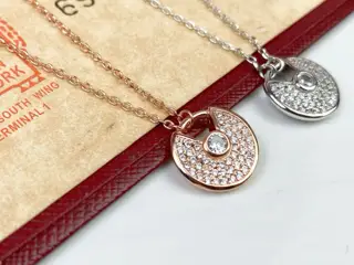 Cartier amulet full diamond necklace Micro-inlaid imported simulated high-carbon diamonds