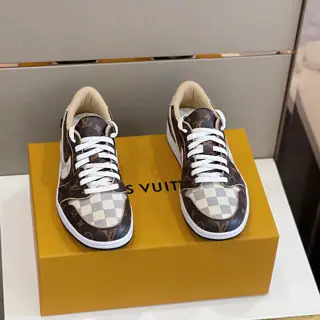 Louis Vuitton x Nike joint model