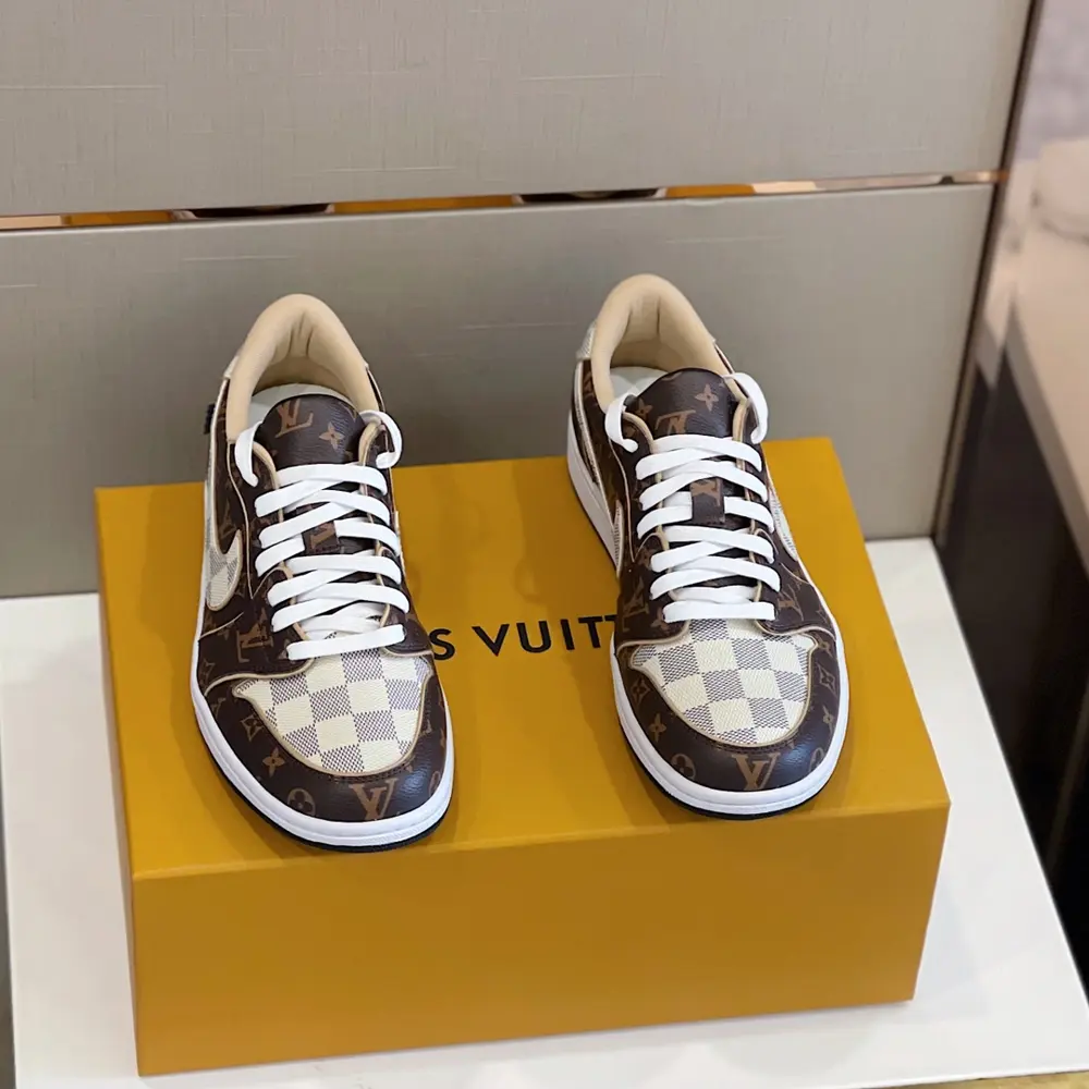 Louis Vuitton x Nike joint model