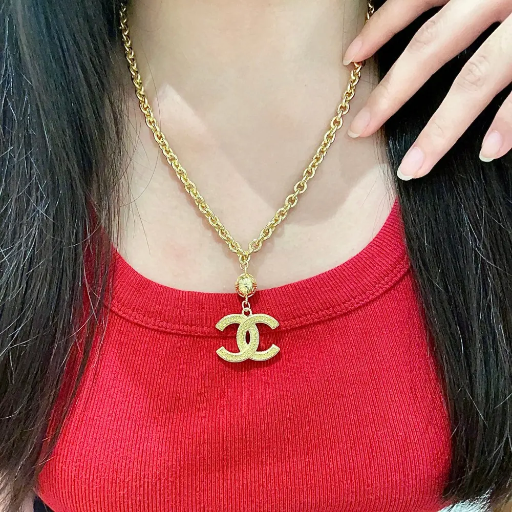 Chanel vintage necklace