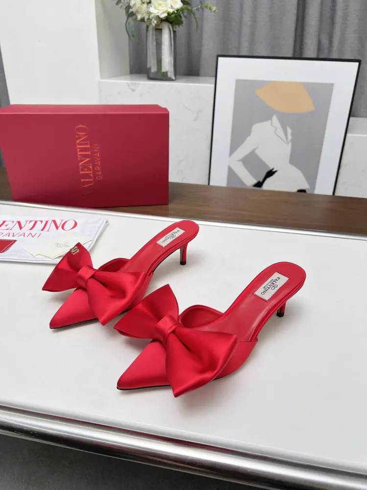 Valentino 2024SS pointed toe mule slippers
