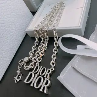 DIOR New Dior necklace Original goods New counter model