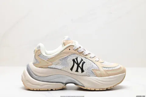MLB New York Yankees Curve Runner Comfortable and versatile Non-slip and wear-resistant 3ARNSPL4N