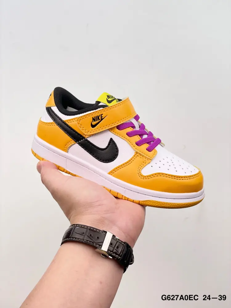 Nike SB Dunk Low SB Dunk Series Retro Leisure Sports Skateboard Shoes. Soft and comfortable