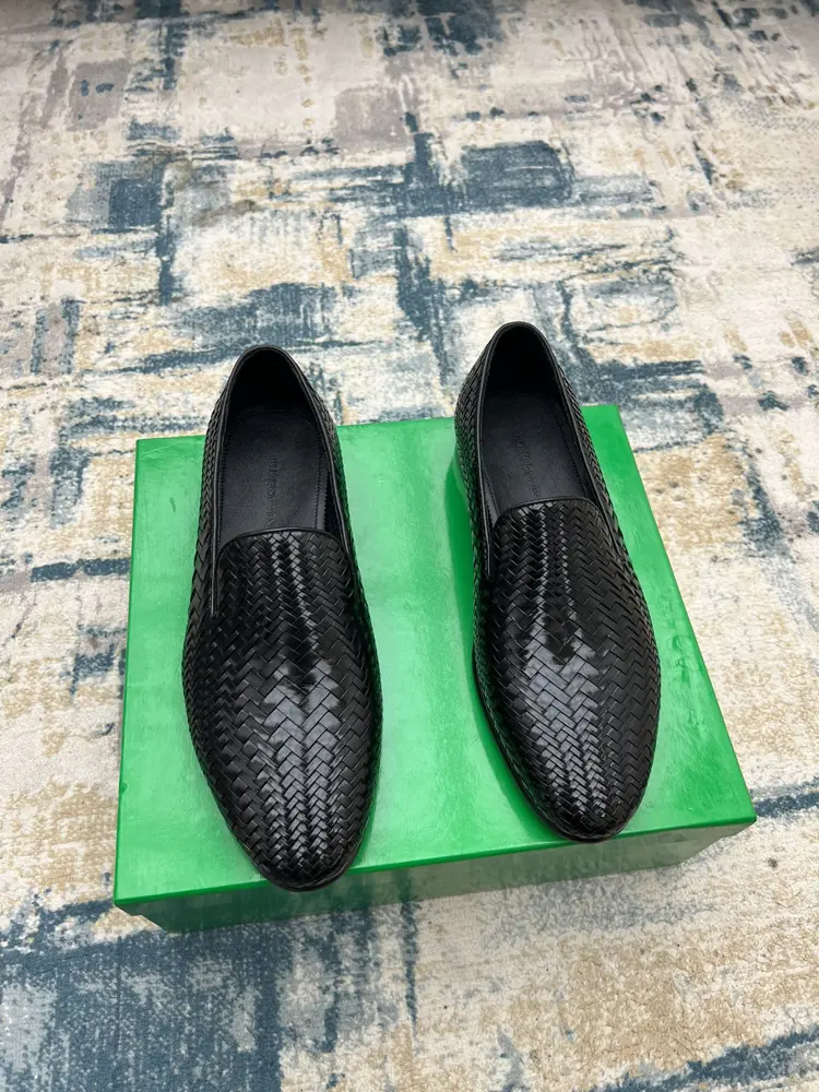 BOTTEGA VENETA new high-end series of casual leather shoes