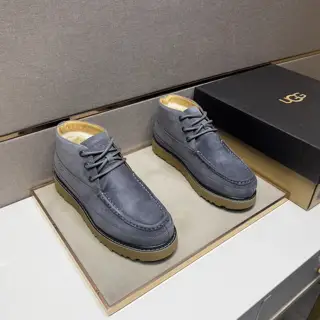 UGG men’s casual snow boots