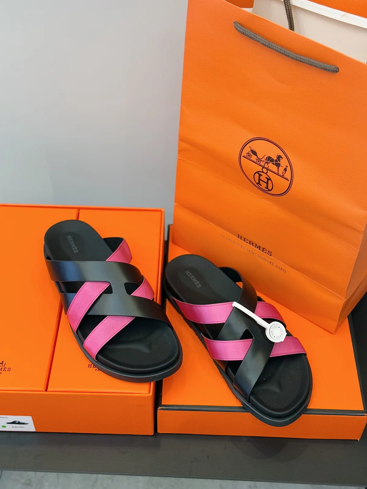 Hermès Men’s Kazimir Slippers