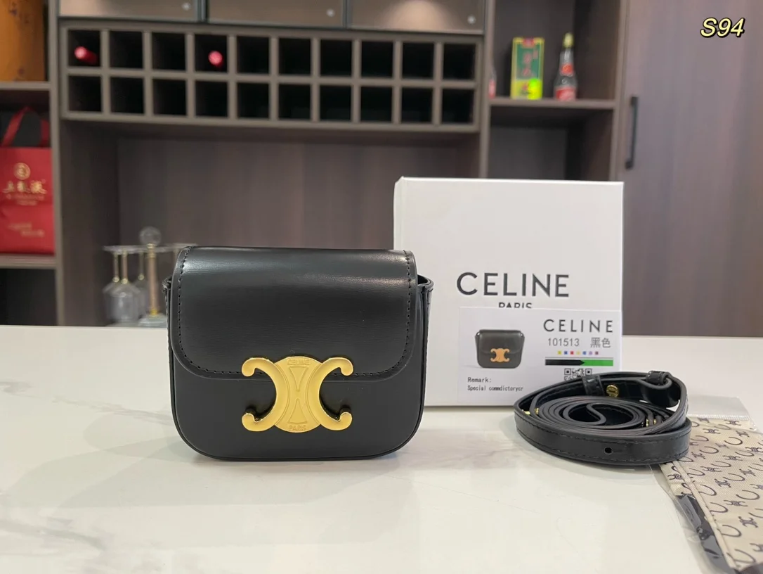 Celine Triomphe