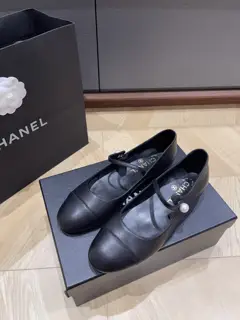 Chanel ballet flats // sheepskin or silk surface with diamond leather sole Shoes