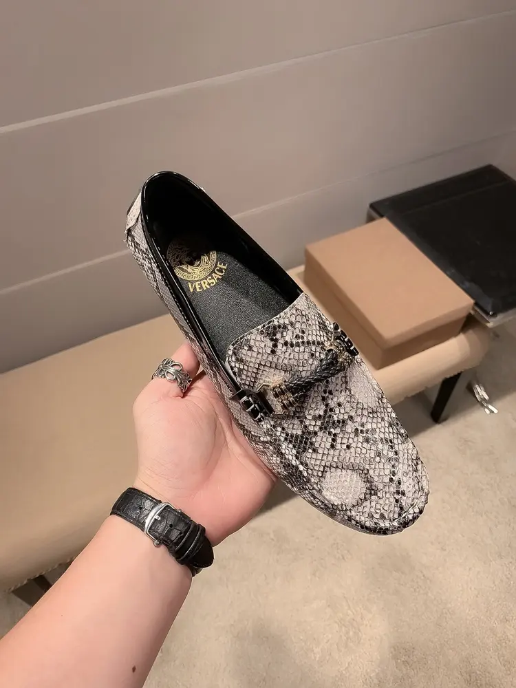 Versace loafers~Fashionable shoes for all seasons
