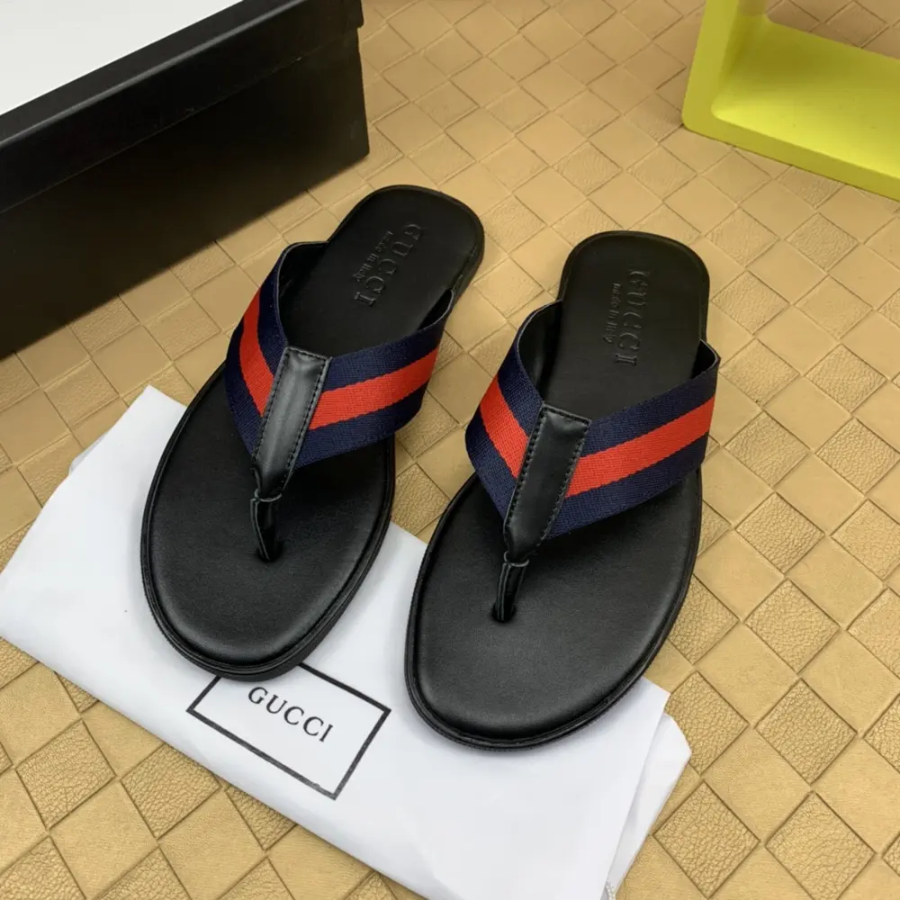 Gucci slippers