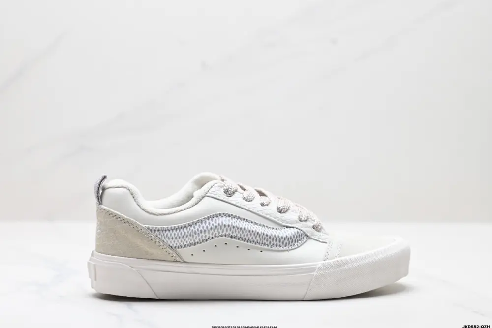Vans Knu-Skool Vr3 suede wear-resistant low-top sneakers