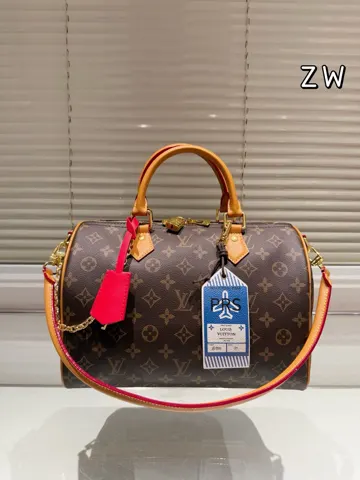Louis Vuitton Speedy