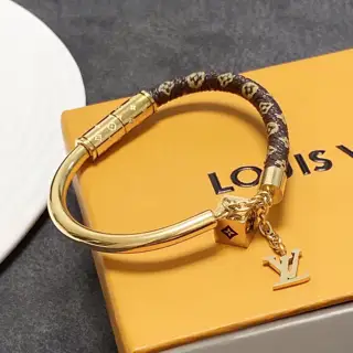 Louis Vuitton leather magnetic bracelet