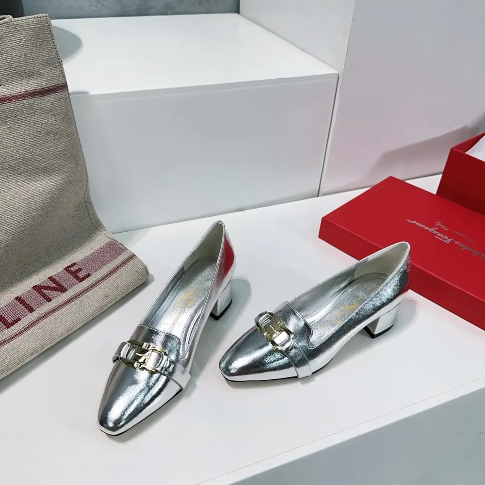 Salvatore Ferragamo FERRAGAMO24/New spring and summer Ferragamo hardware buckle thick heel