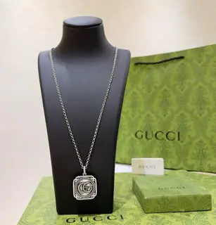 The latest Gucci necklace