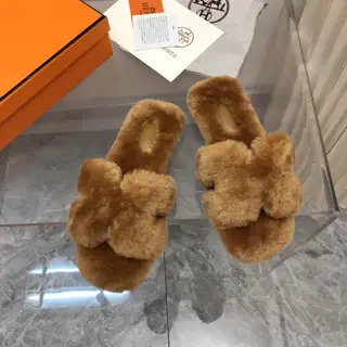 Hermès slippers