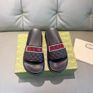 Gucci beach sandals flip flops