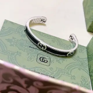Gucci bracelets are handmade