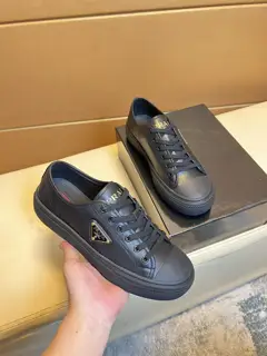 Prada casual sneakers