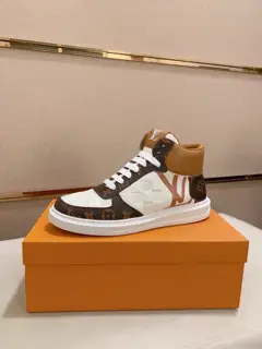Louis Vuitton latest fashion casual shoes
