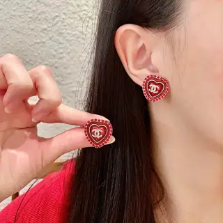 Chanel second-hand double C earrings