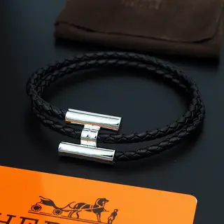Hermes Men’s double-loop leather bracelet