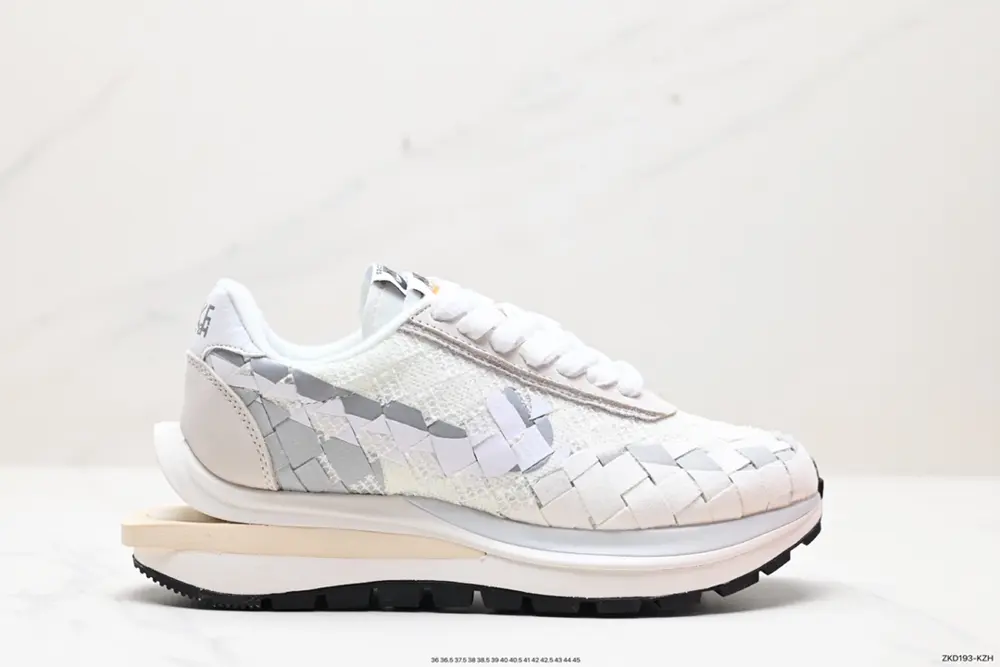 Nike Sacai X NIKe regasus vaporrly SP waffle double hook three generations 3.0 catwalk The DR5209-300
